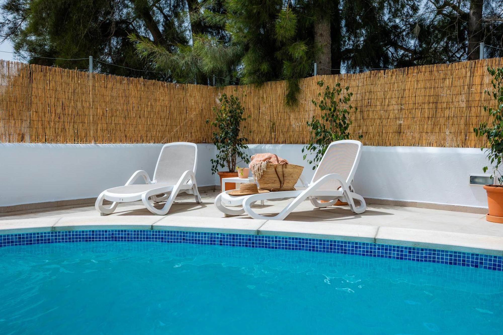 White Suites Cala d'Or  Bagian luar foto